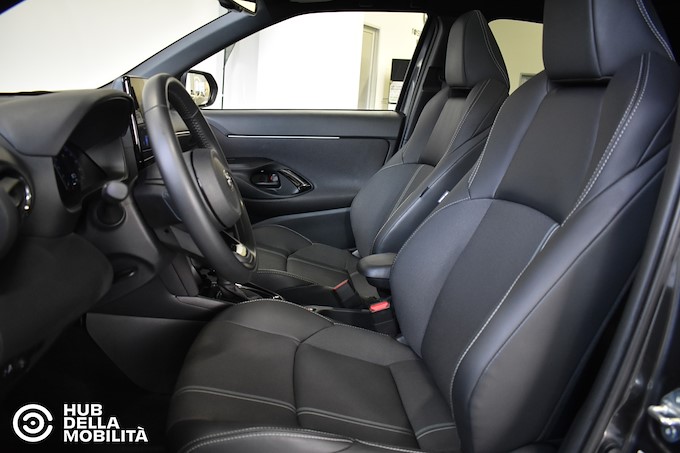 TOYOTA Yaris Cross 1.5 Hybrid 130 CV 5p. E-CVT AWD-i Lounge